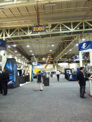 SH380106.jpg